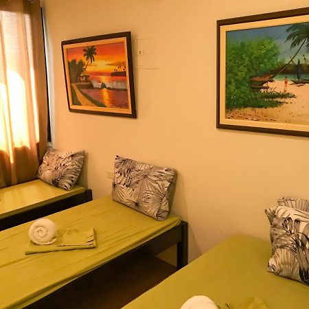 סיקיהור E.I. Suites מראה חיצוני תמונה