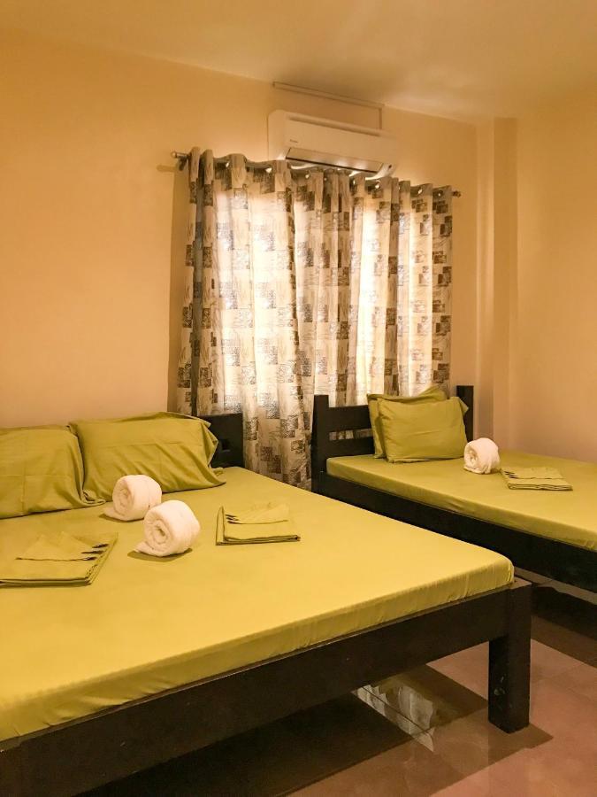 סיקיהור E.I. Suites מראה חיצוני תמונה