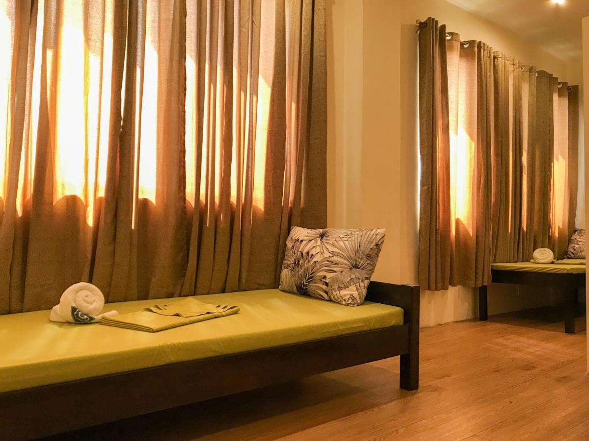 סיקיהור E.I. Suites מראה חיצוני תמונה